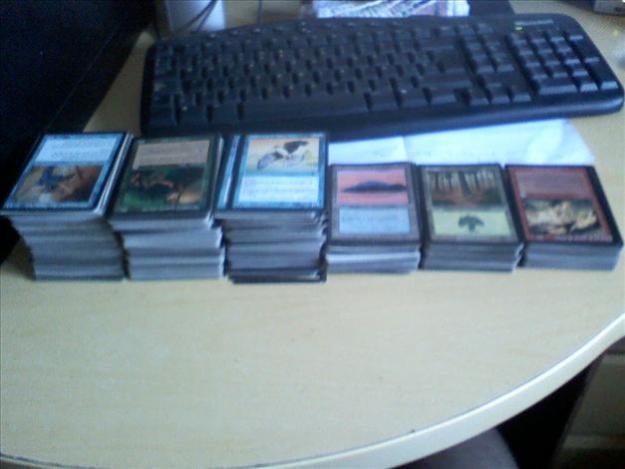 Vendo un pack de mas de 750 cartas magic