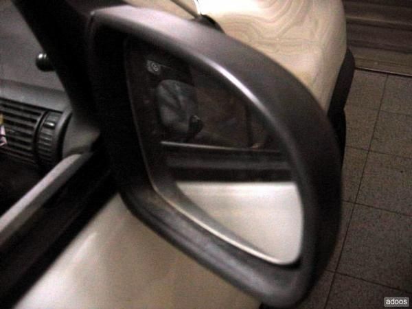 retrovisor derecho opel CORSA B