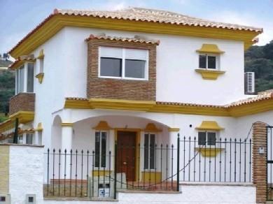 Chalet con 4 dormitorios se vende en Mijas Costa, Costa del Sol