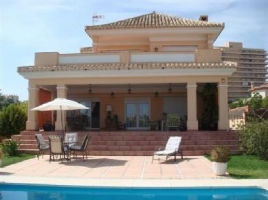 Chalet con 3 dormitorios se vende en Benalmadena Costa, Costa del Sol