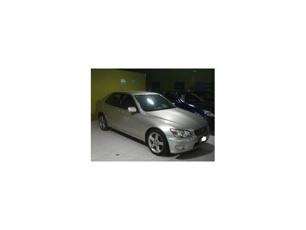 LEXUS IS 220d Sport