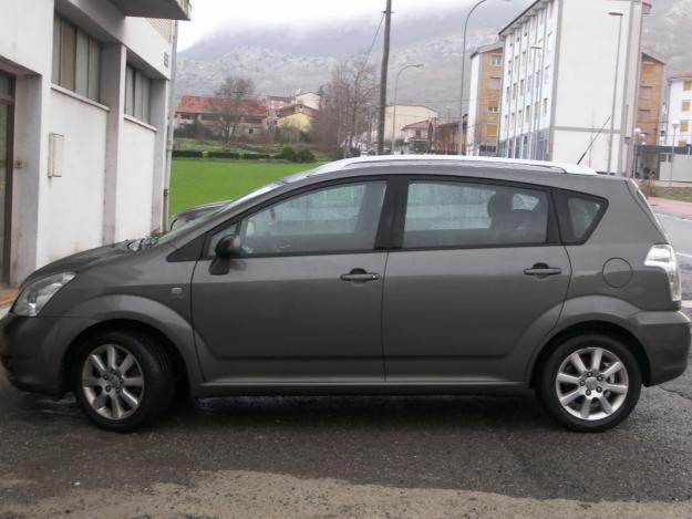 TOYOTA  Corolla Verso SOL  1.8 GASOLINA  JUNIO 2004  61000Km