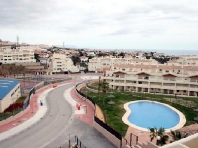 Apartamento con 2 dormitorios se vende en Benalmadena Costa, Costa del Sol