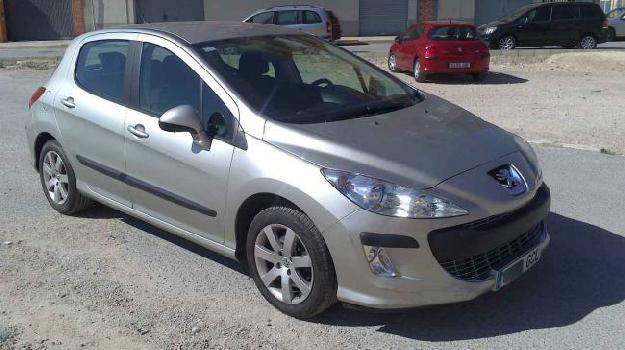 Peugeot 308 del año 2008 en Villena