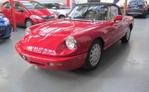 Alfa Romeo Spider 2.0 L