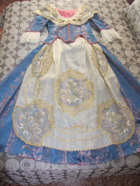 Vendo traje de fallera siglo XVIII