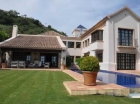 Chalet con 4 dormitorios se vende en Benahavis, Costa del Sol - mejor precio | unprecio.es