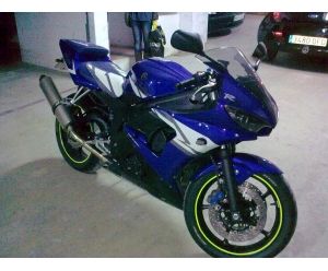 YAMAHA YZF R6