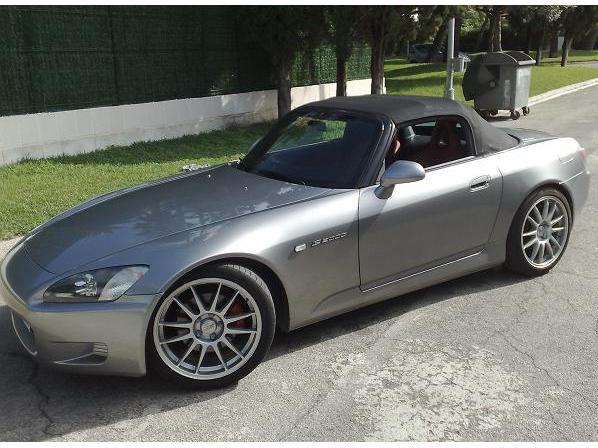 2003 Honda S 2000 Gris