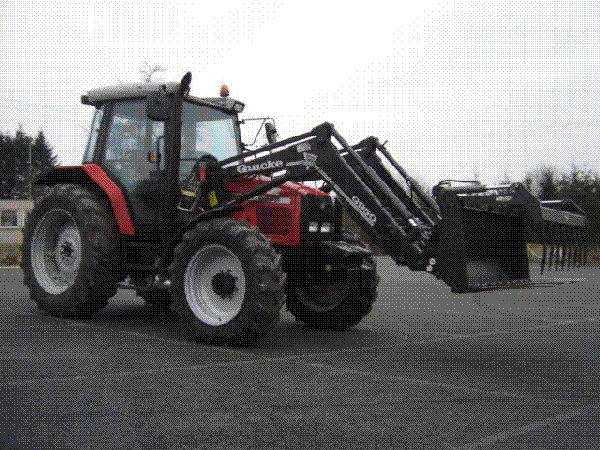 Tractor normal Massey Ferguson