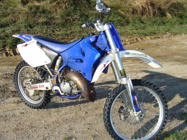 VENDO YAMAHA YZ 125 AÑO 2004