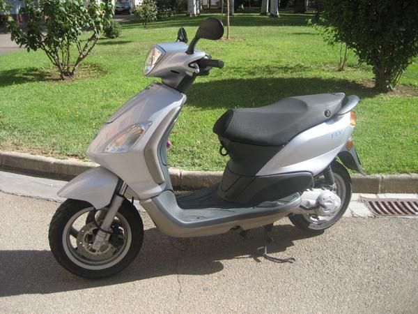 Piaggio Fly 50