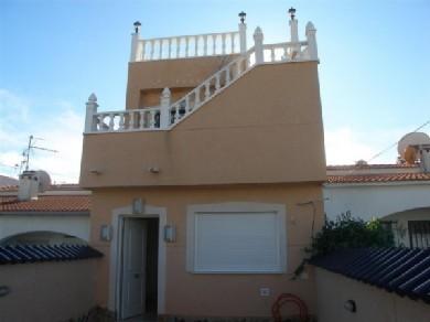 Bungalow con 3 dormitorios se vende en Ciudad Quesada, Costa Blanca