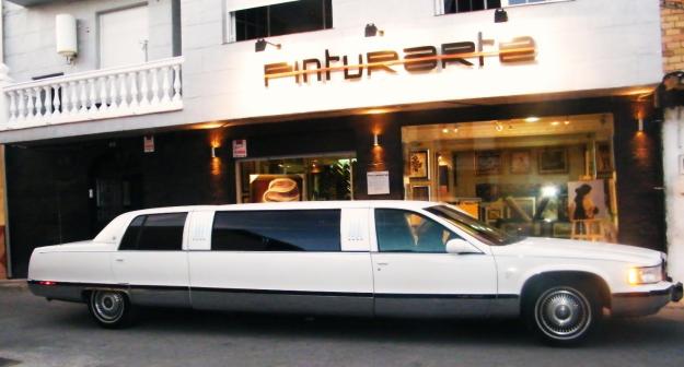 Cadillac Limousine