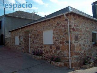 Casa en alquiler en Castropodame, León