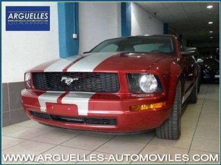 FORD MUSTANG V6 MANUAL - Madrid