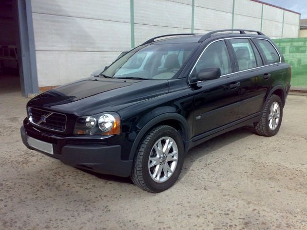 VOLVO XC90 2.4D5 Momentum 163