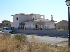 Chalet en venta en Arboleas, Almería (Costa Almería)