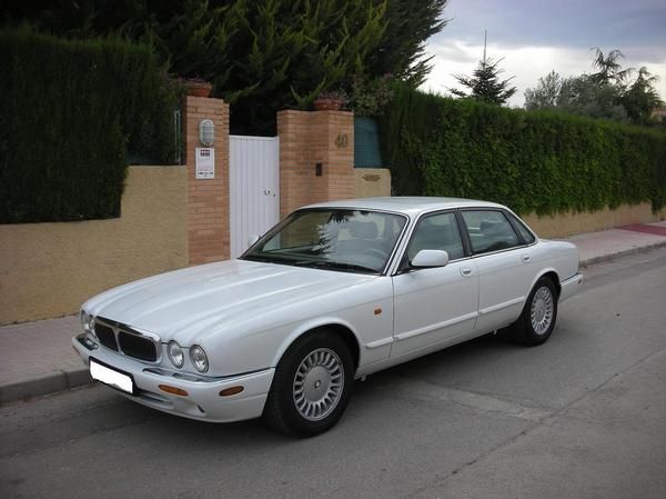 Jaguar XJ Xj8 3.2 Executive - IMPECABLE