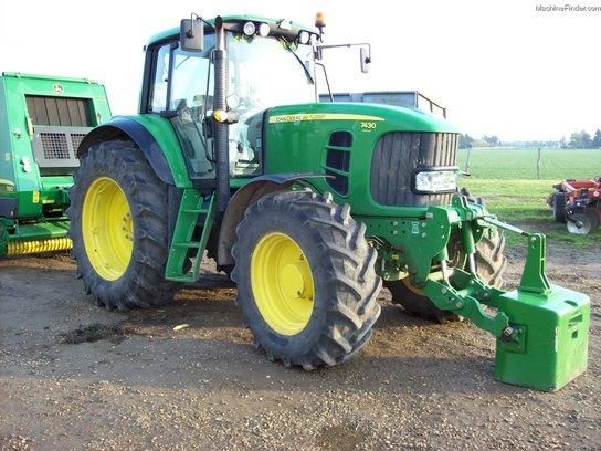 John Deere 7430