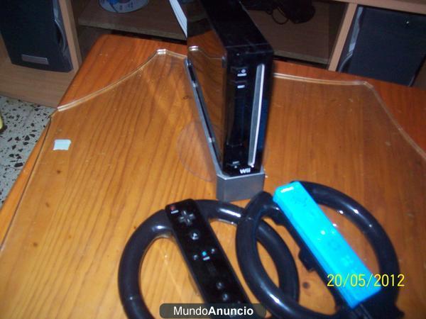 Vendo Wii+2 mandos+3 juegos