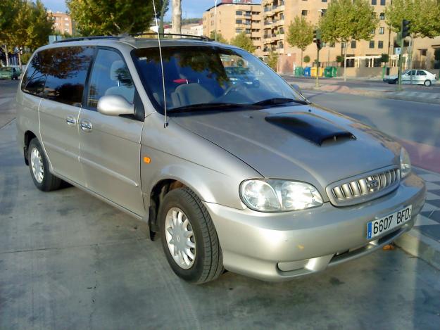 kia carnival