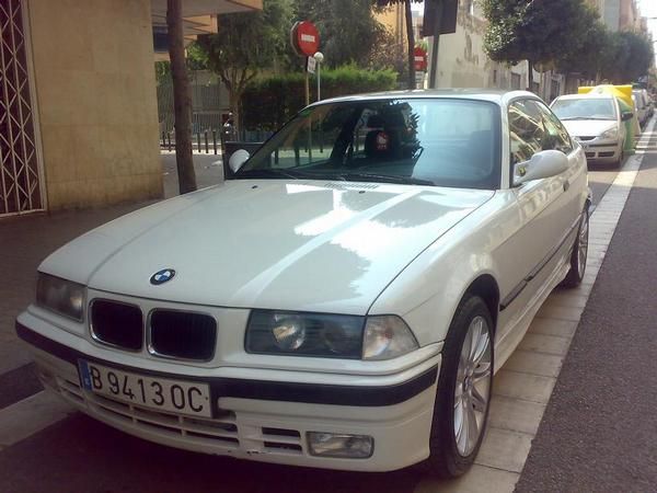 BMW 318 IS CUPE AÑO/1994 PERFECTO ESTADO