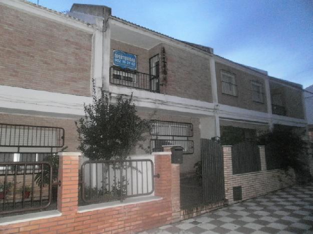 Casa adosada en Lebrija