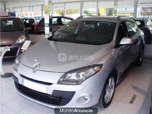 Renault Megane Sport Tourer Dynamique dCi 13