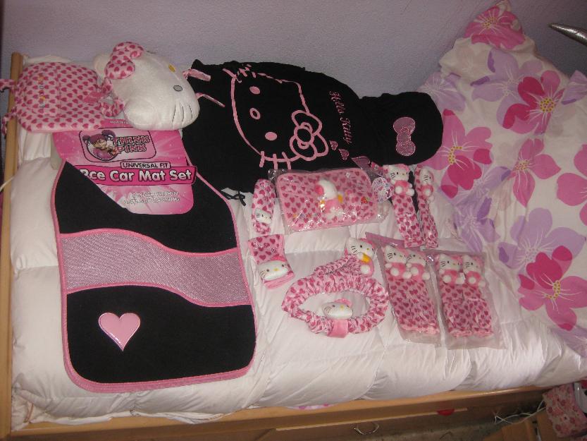 accesorios coche hello kitty rosa corazones, alfombras,  asientos, funda volante