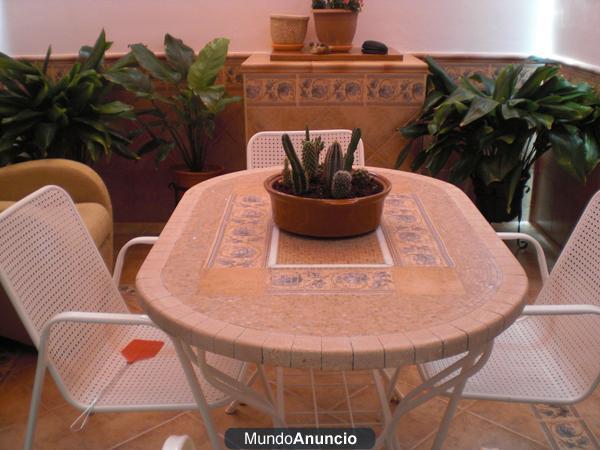 MESA  PARA  JARDIN