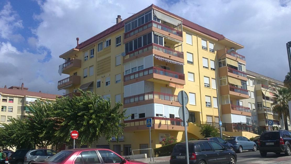 Ref.: v346 se vende piso en velez-malaga