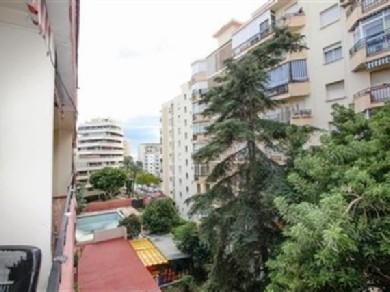 Apartamento con 2 dormitorios se vende en Marbella, Costa del Sol