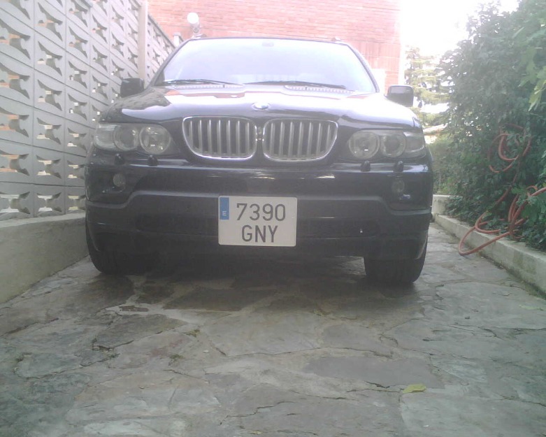 BMW  X5 4.8is Aut. negro