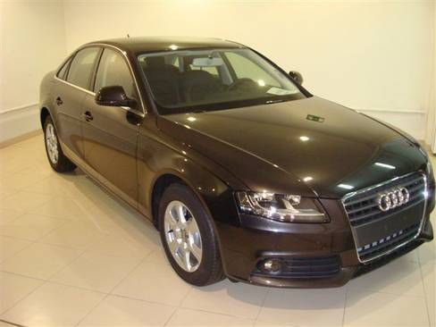 Audi A4 2.0 TDI 143 cv, Nuevo,Varios colores