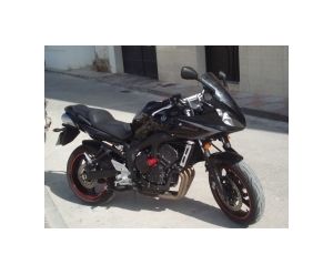 YAMAHA FZ6