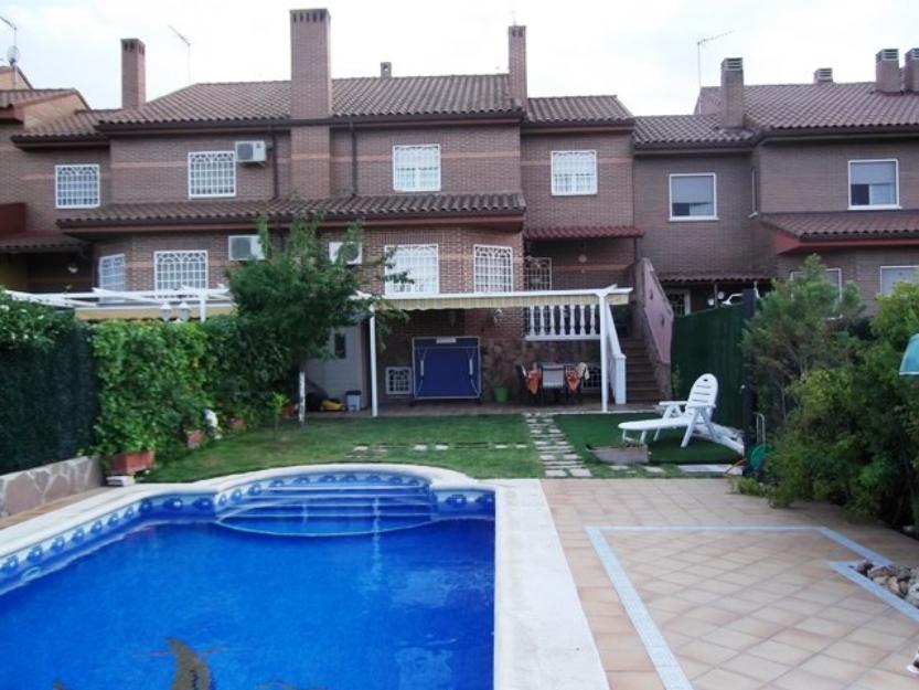 Venta Chalet en Moraleja de Enmedio REF:V2437