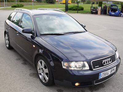 AUDI A4 AVANT 3.0i QUATTRO TIPTRONIC GARANTIA 12 MESES NACIONAL LIBRO