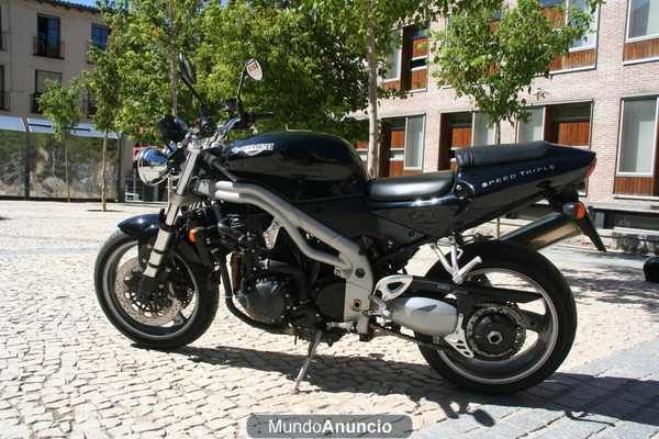 Triumph Speed Triple 955i