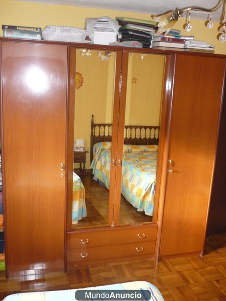 80-100€ Armario moderno habitación con dos espejos