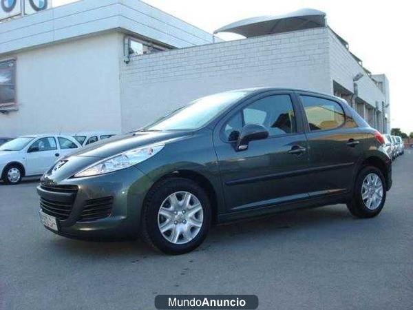 Peugeot 207 1.4i Confort