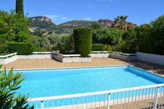 Apartamento en residencia : 3/3 personas - piscina - cassis  bocas del rodano  provenza-alpes-costa azul  francia