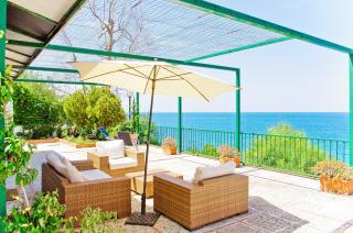 Villa : 8/12 personas - junto al mar - vistas a mar - cefalu  palermo (provincia de)  sicilia  italia