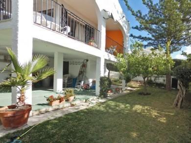 Chalet con 2 dormitorios se vende en Benalmadena Costa, Costa del Sol