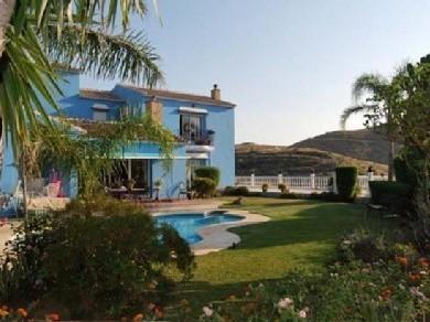 Chalet con 5 dormitorios se vende en Mijas Costa, Costa del Sol