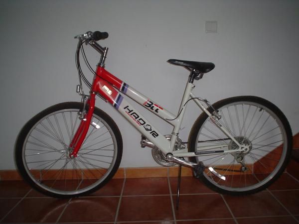 A ESTRENAR bicicleta de montaña