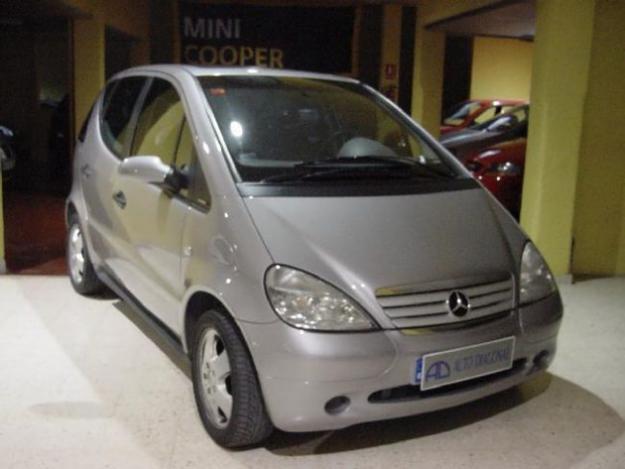 Comprar coche Mercedes A 160 AVANGARDE '01 en Barcelona