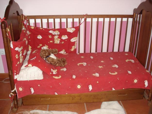 CONJUNTO DE MUEBLES DE BEBE muy económica