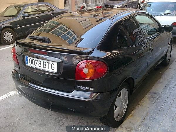 Vendo megane coupé