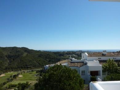 Apartamento con 3 dormitorios se vende en Benahavis, Costa del Sol